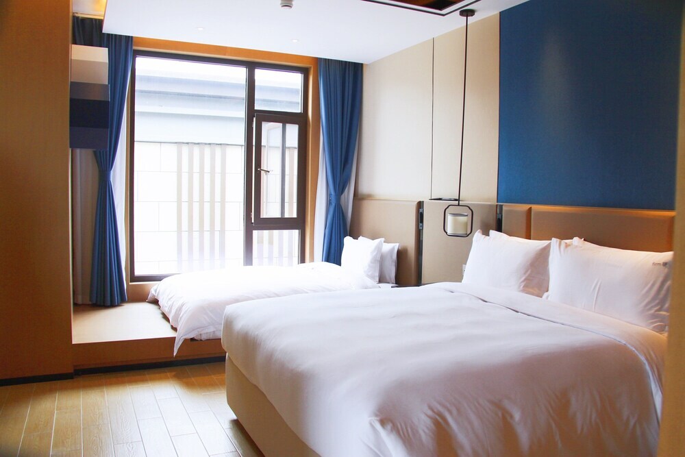 Чжэньцзян: Holiday Inn Resort Maoshan Hot-Spring