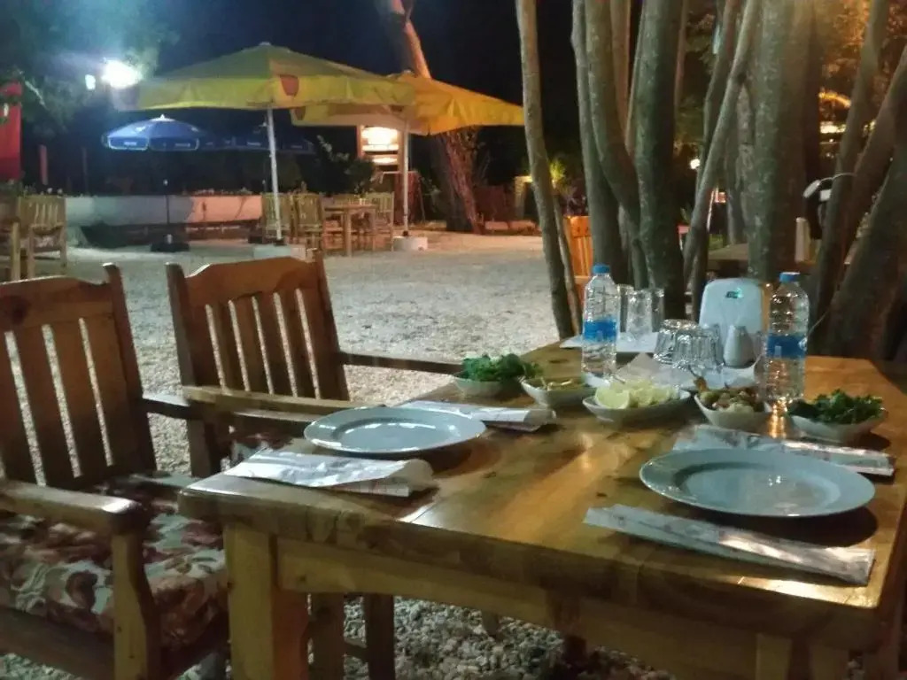 Чамьюва: Esralina Bungalows Cirali