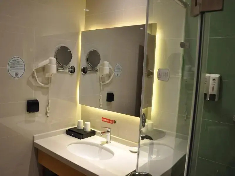 Лянфан: GreenTree Inn Langfang Bazhou City Tangeerli Town Spa Business Hotel