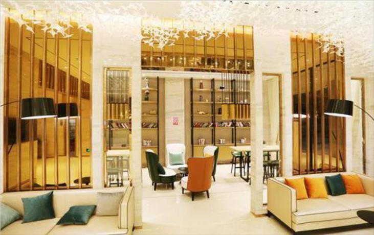 Чжаоцин: City Comfort Inn Zhaoqing Dawang Wandu Square