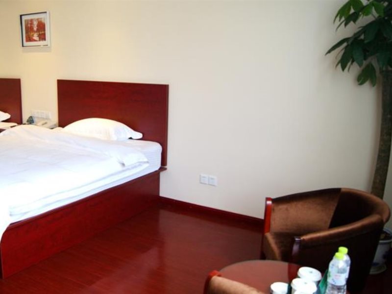 Xuancheng: GreenTree Inn Xuancheng Jingxian Wannan First Street Express Hotel