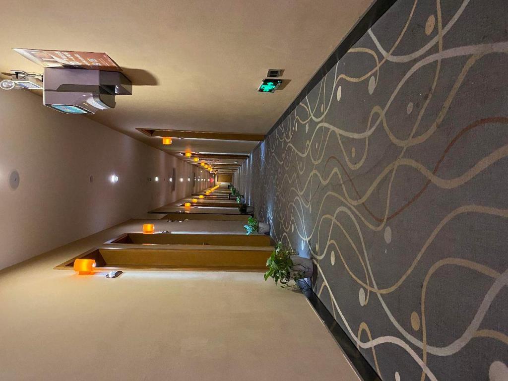 Ханчжоу: 7 Days Premium Hotel Hangzhou Jiubao Passenger Transportation Center Wumei