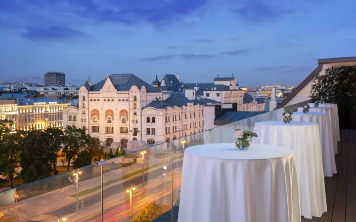 Москва: Отель The St. Regis Moscow Nikolskaya