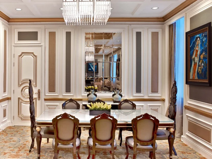 Москва: Отель The St. Regis Moscow Nikolskaya