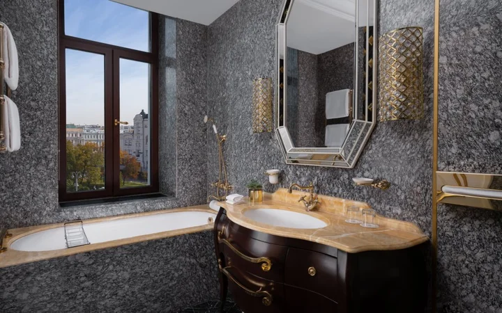 Москва: Отель The St. Regis Moscow Nikolskaya