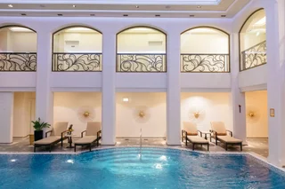 Москва: Отель The St. Regis Moscow Nikolskaya