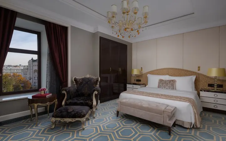 Москва: Отель The St. Regis Moscow Nikolskaya