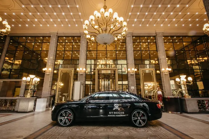 Москва: Отель The St. Regis Moscow Nikolskaya