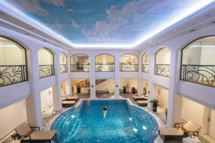 Москва: Отель The St. Regis Moscow Nikolskaya