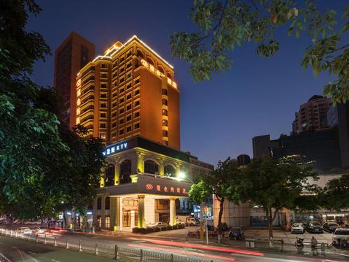 Чжуншань: Vienna Hotel Zhongshan West District