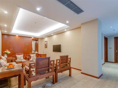 Шаогуань: Vienna Hotel Shaoguan Qujiang Shunjing