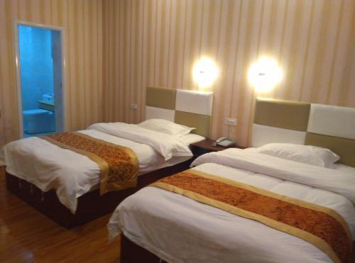 Либо: Shunxin Hotel