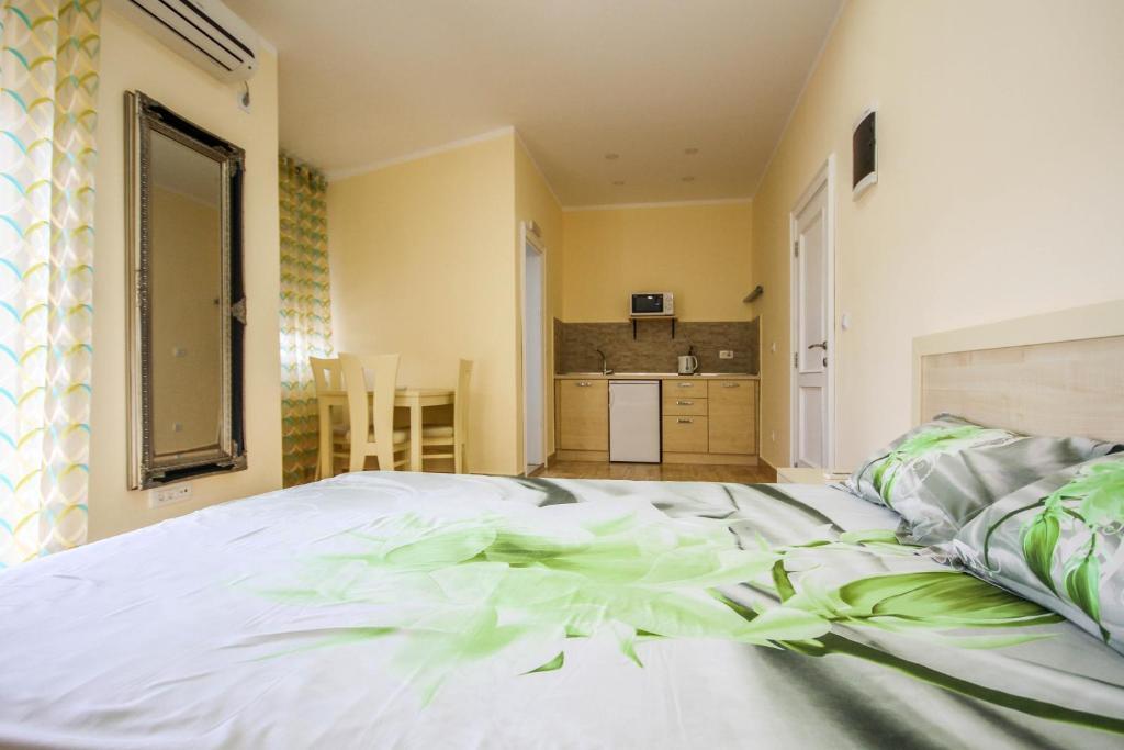 Добро Вода: Apartaments Crown Silvia