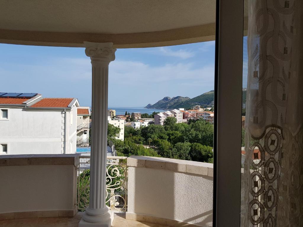 Добро Вода: Apartaments Crown Silvia
