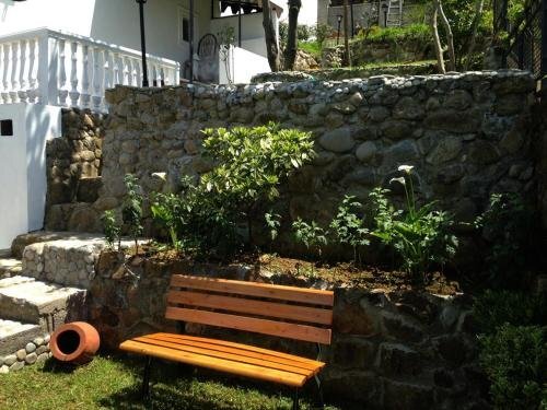 Батуми: Guest House Tsminda Nino