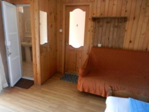 Гонио: Guest House Roman