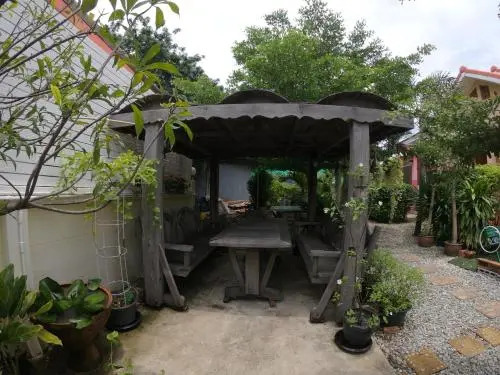 Паттайя: Thippawan Bungalow