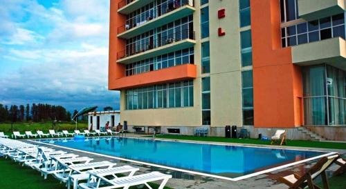 Кобулети: Hotel Aeetes