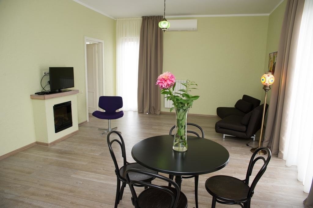Тбилиси: No12 Zichi Hotel