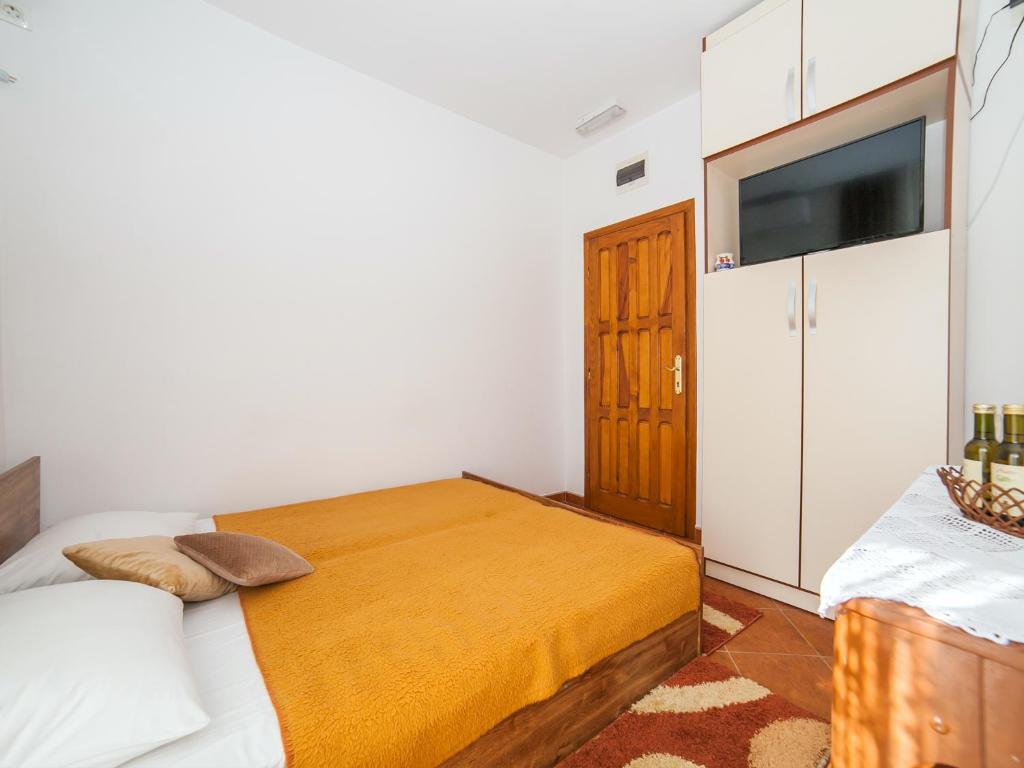 Бечичи: Apartments Savo