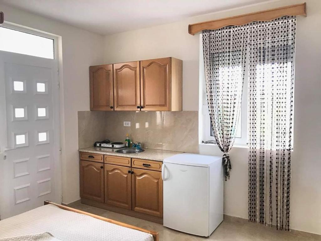 Ульцинь: Apartments In Amor