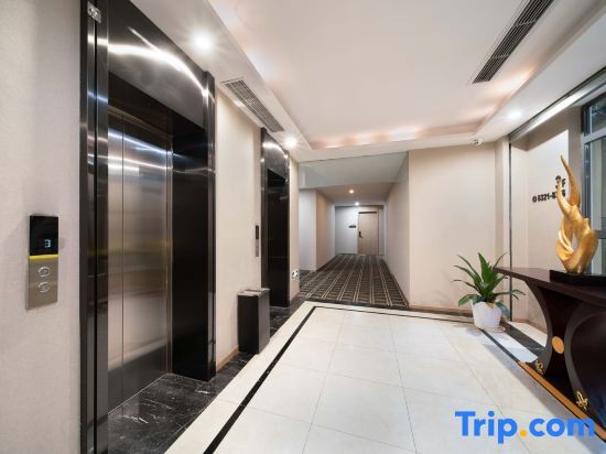 Чунцин: Book & Life Hotel