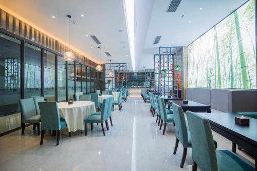 Чунцин: Book & Life Hotel