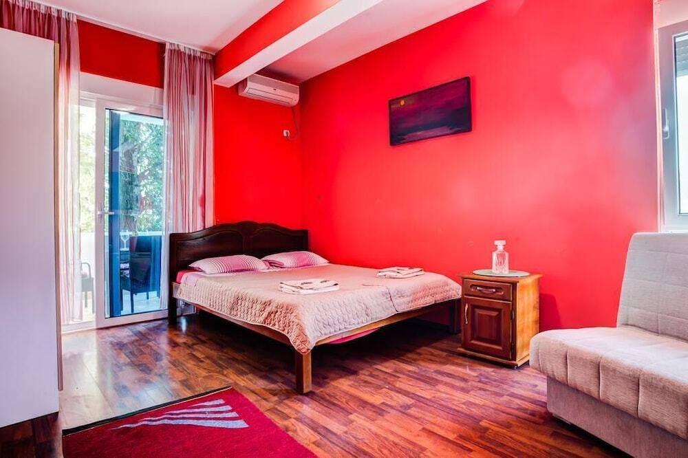 Ульцинь: Apartments Elkom