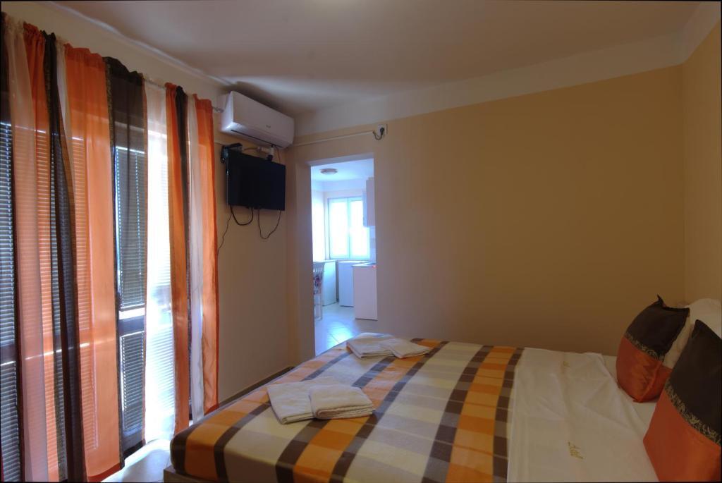 Бар: Apartments Astel