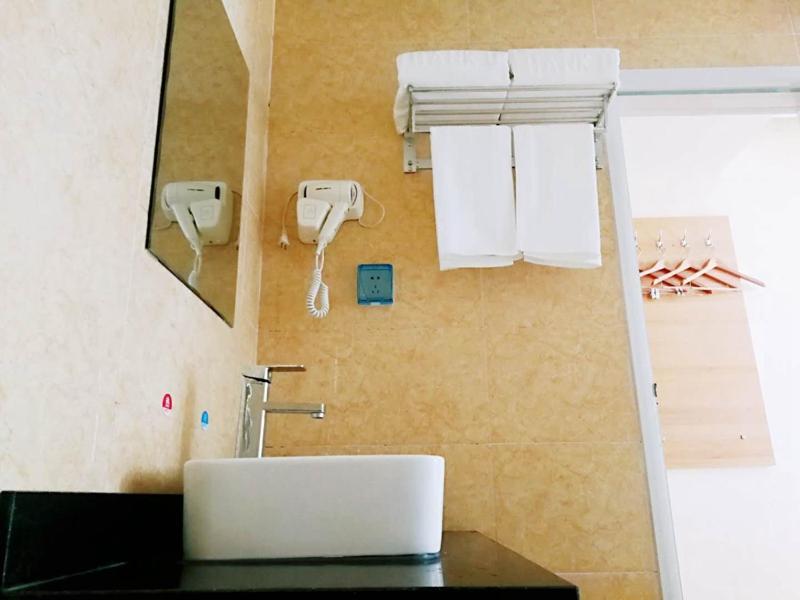 Чжанцзякоу: Thank Inn Chain Hotel Hebei Zhangjiakou Wanquan County Kongjiazhuang Bus Station