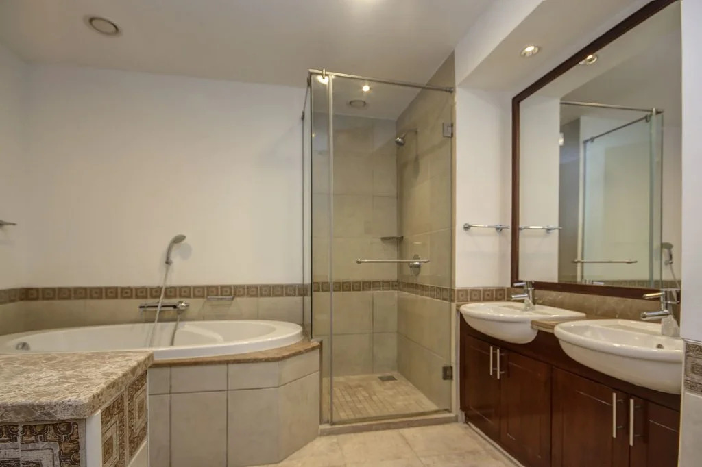 Дубай: Anantara South Residence by Luton Vacation Homes