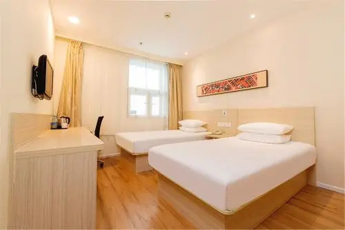 Хандань: Hanting Hotel Handan Nongnian Taiji Plaza