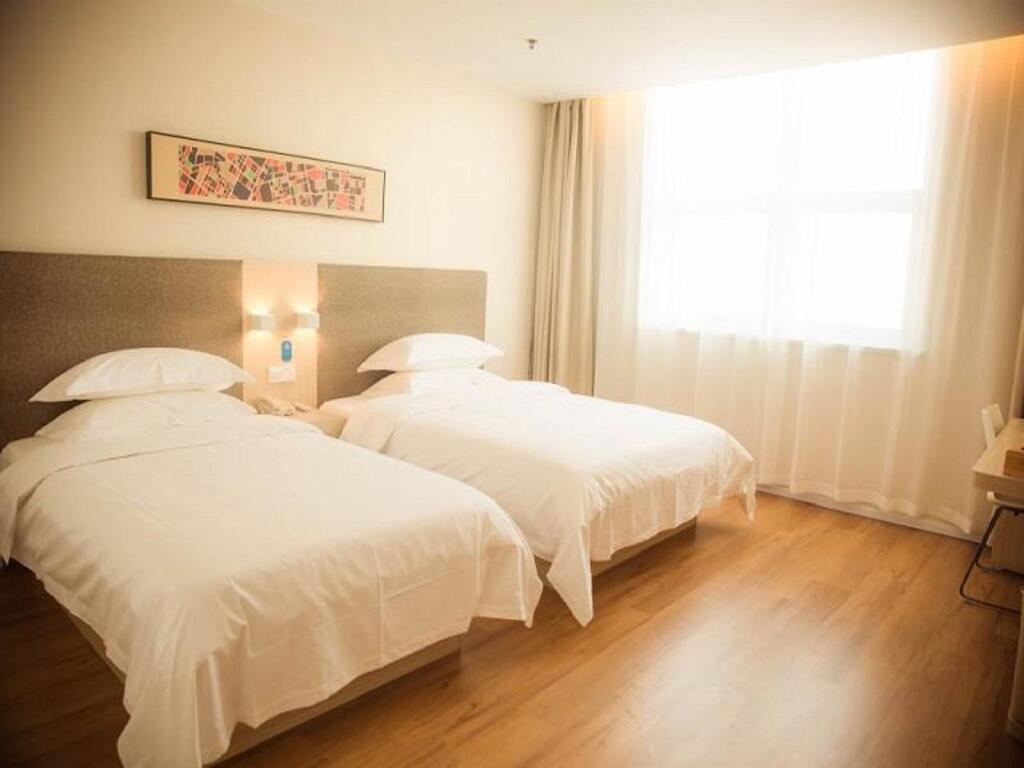 Луань: Hanting Hotel Luan Railway Station