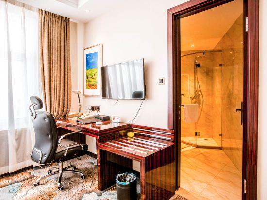 Хулун-Буир: Hulun Buir Desheng Hotel