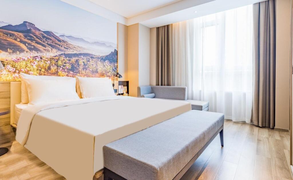 Линьи: Atour Hotel Linyi High Speed Railway Station Yimeng North Road