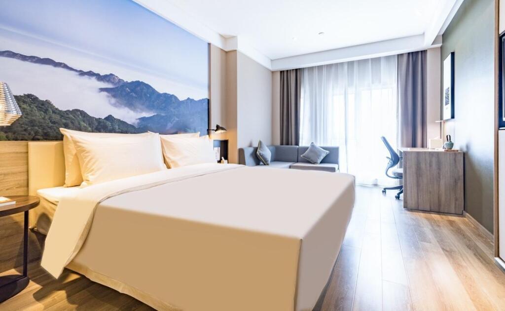 Линьи: Atour Hotel Linyi High Speed Railway Station Yimeng North Road