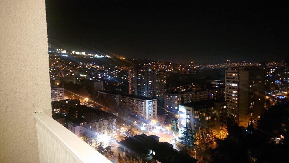 Тбилиси: Sol's M2 White Modern Apartments