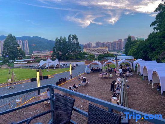 Хойчжоу: Southeast Bay Holiday Hotel Huidong Bus Terminal