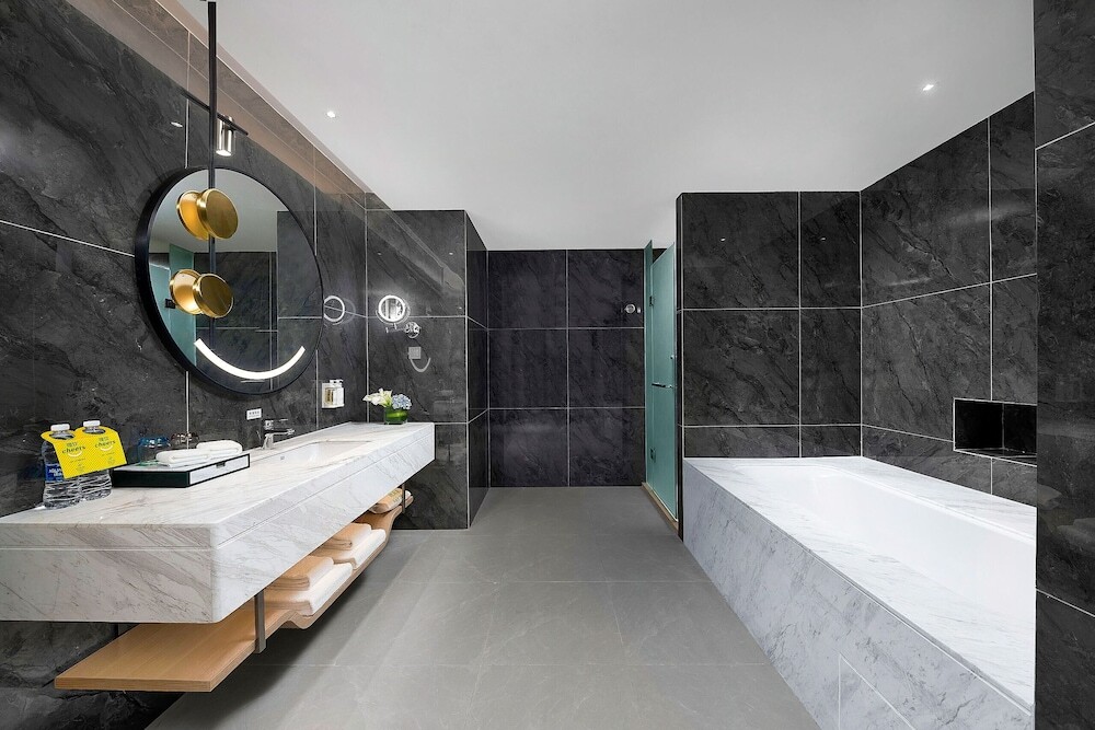 Ухань: Holiday Inn & Suites Wuhan International Expo