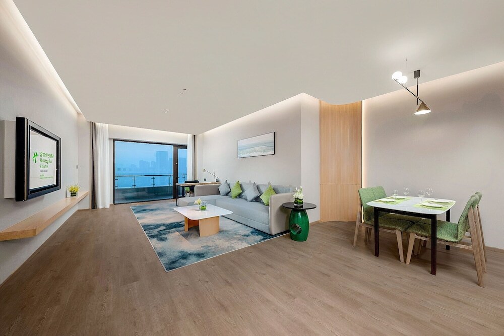 Ухань: Holiday Inn & Suites Wuhan International Expo