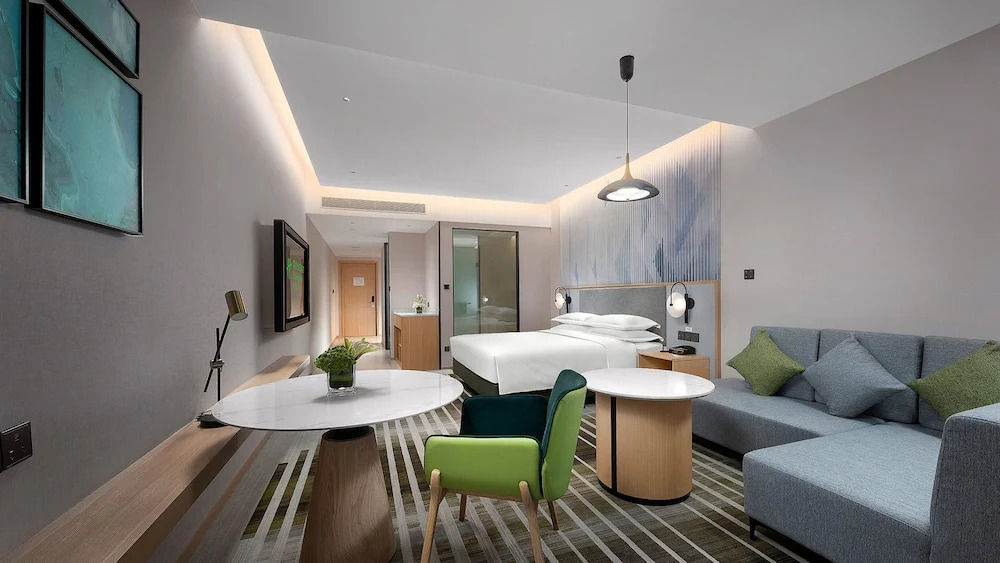 Ухань: Holiday Inn & Suites Wuhan International Expo