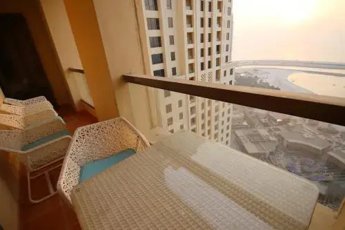 Дубай: Elan Rimal Suites