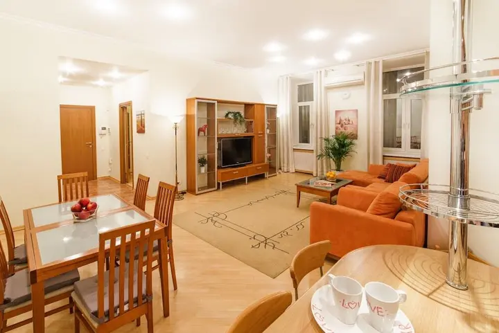 Москва: Funny Dolphins Apartments Arbat