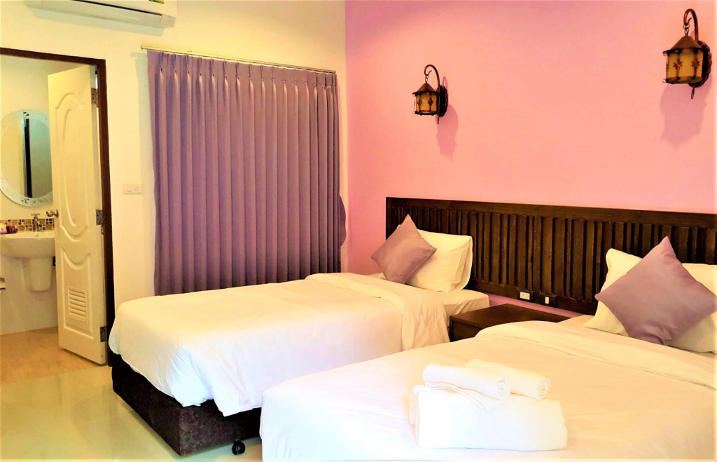 Тхаланг: Bs Airport At Phuket