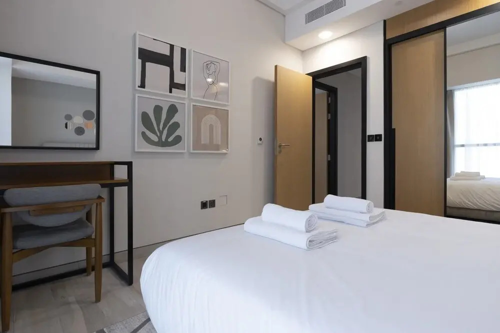Дубай: Guestready - Spacious Layout Premium Facilities Brand New 4894