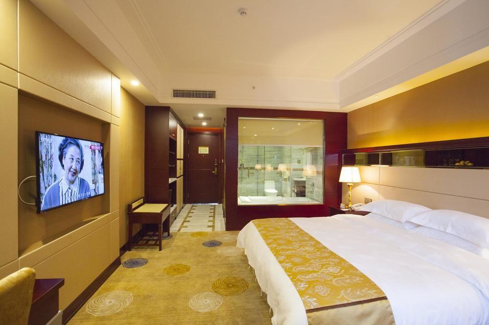 Уху: Waijing Gloria Grand Hotel Anhui