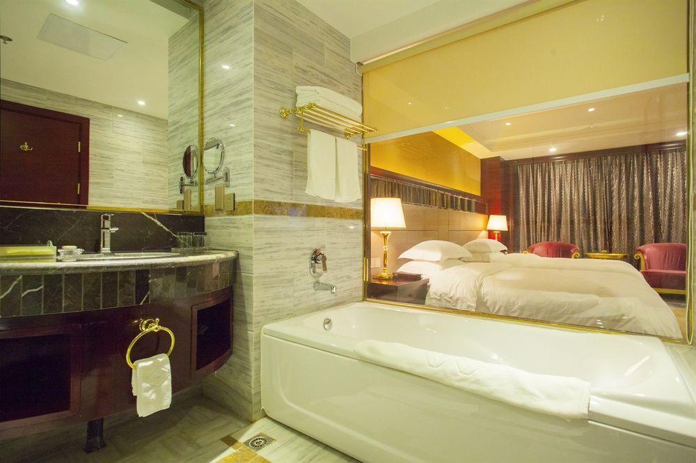Уху: Waijing Gloria Grand Hotel Anhui