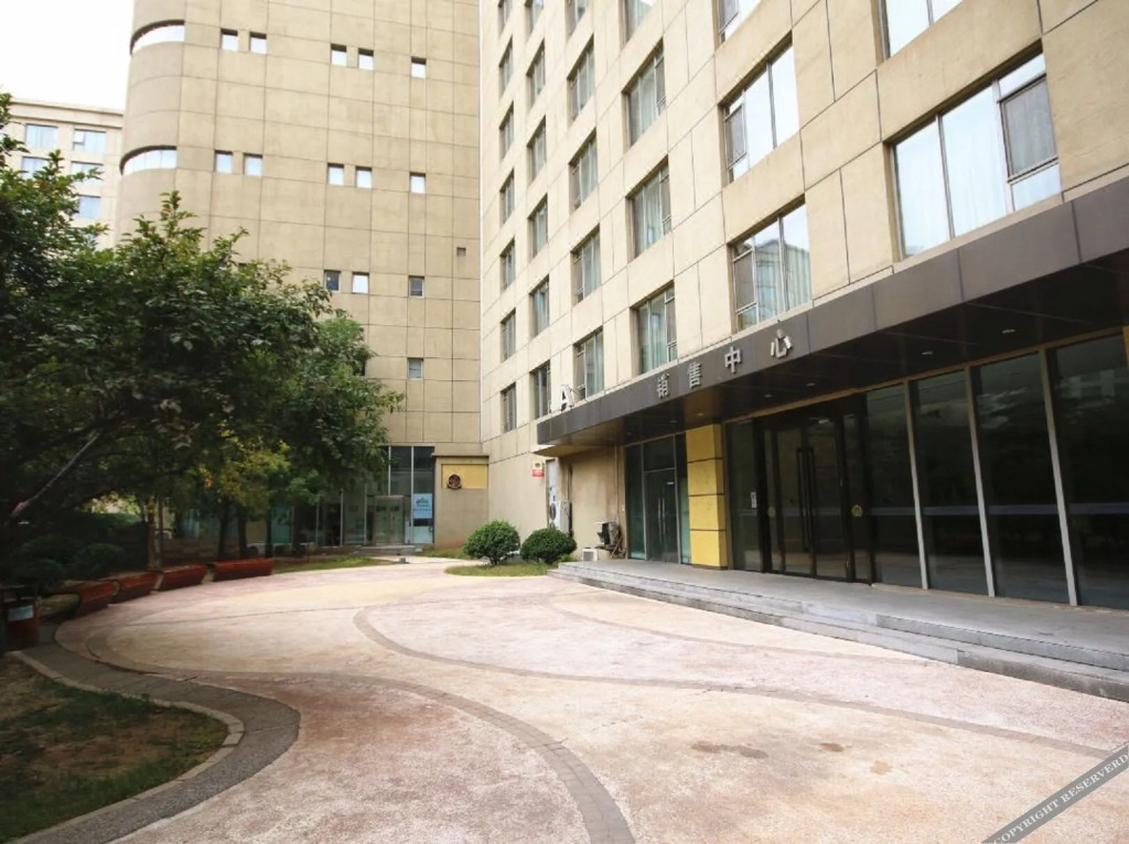 Тяньцзинь: Tianjin Crown International Apartments