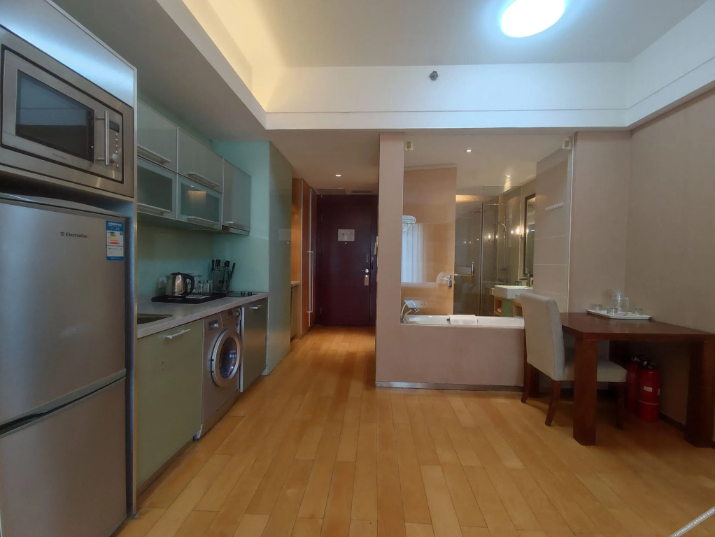 Тяньцзинь: Tianjin Crown International Apartments