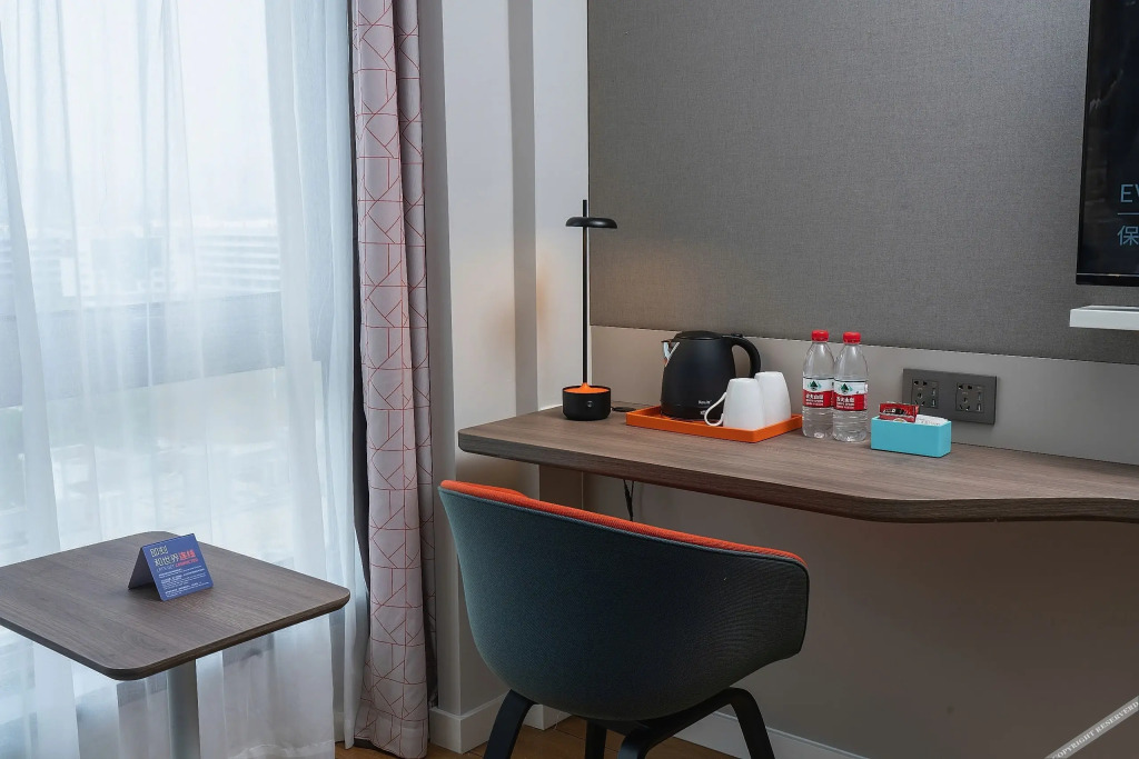 Бэйхай: Holiday Inn Express Beihai Silver Beach, an IHG Hotel